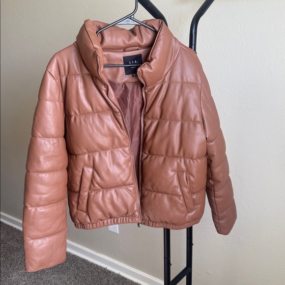Puffer Jacket - Picture 1 of 1